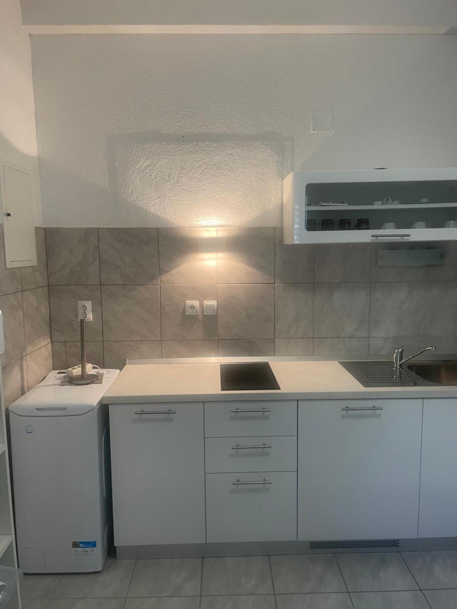 Apartmani Isabella - Ilda Radonic Jelsa  Eksteriør billede